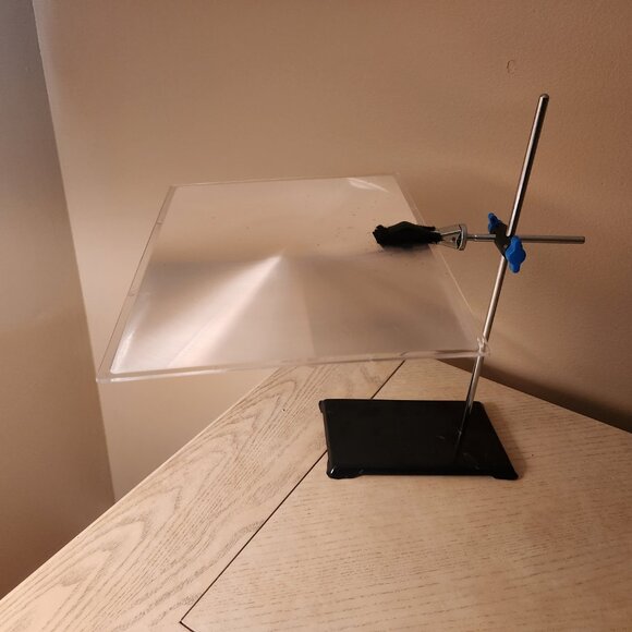Magnifying Glass Sheet With Adjustable Stand For Reading, Crafts and Hobbies - Picture 3 of 3